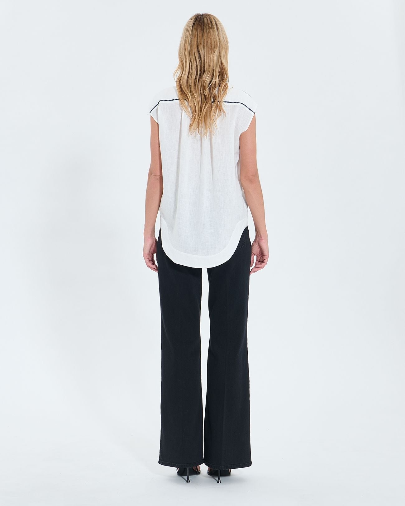 Flowing top in ecru linen_3