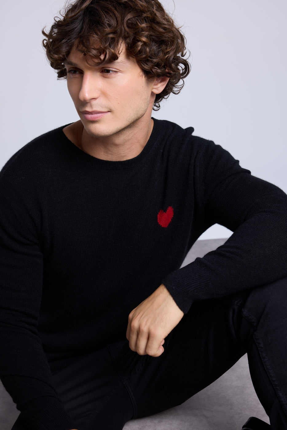 Pull Col Rond Cœur Victor - Noir Et Rouge - Homme