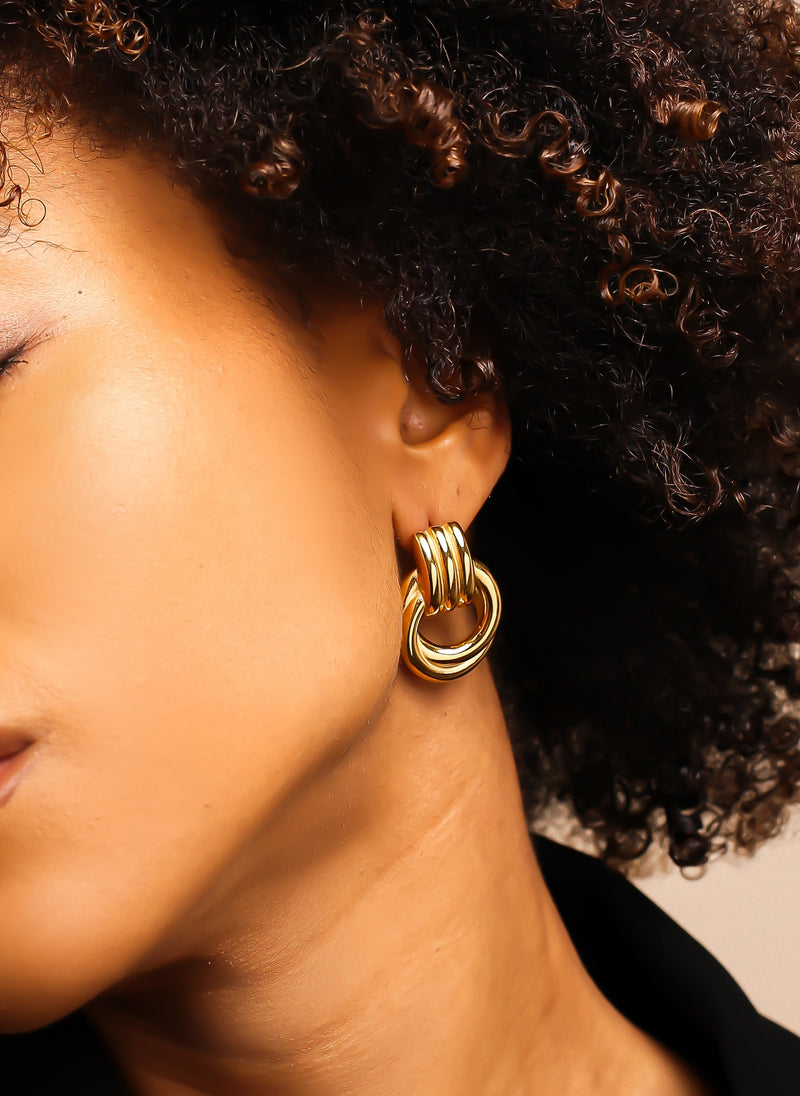 Puces D'Oreilles Victorine