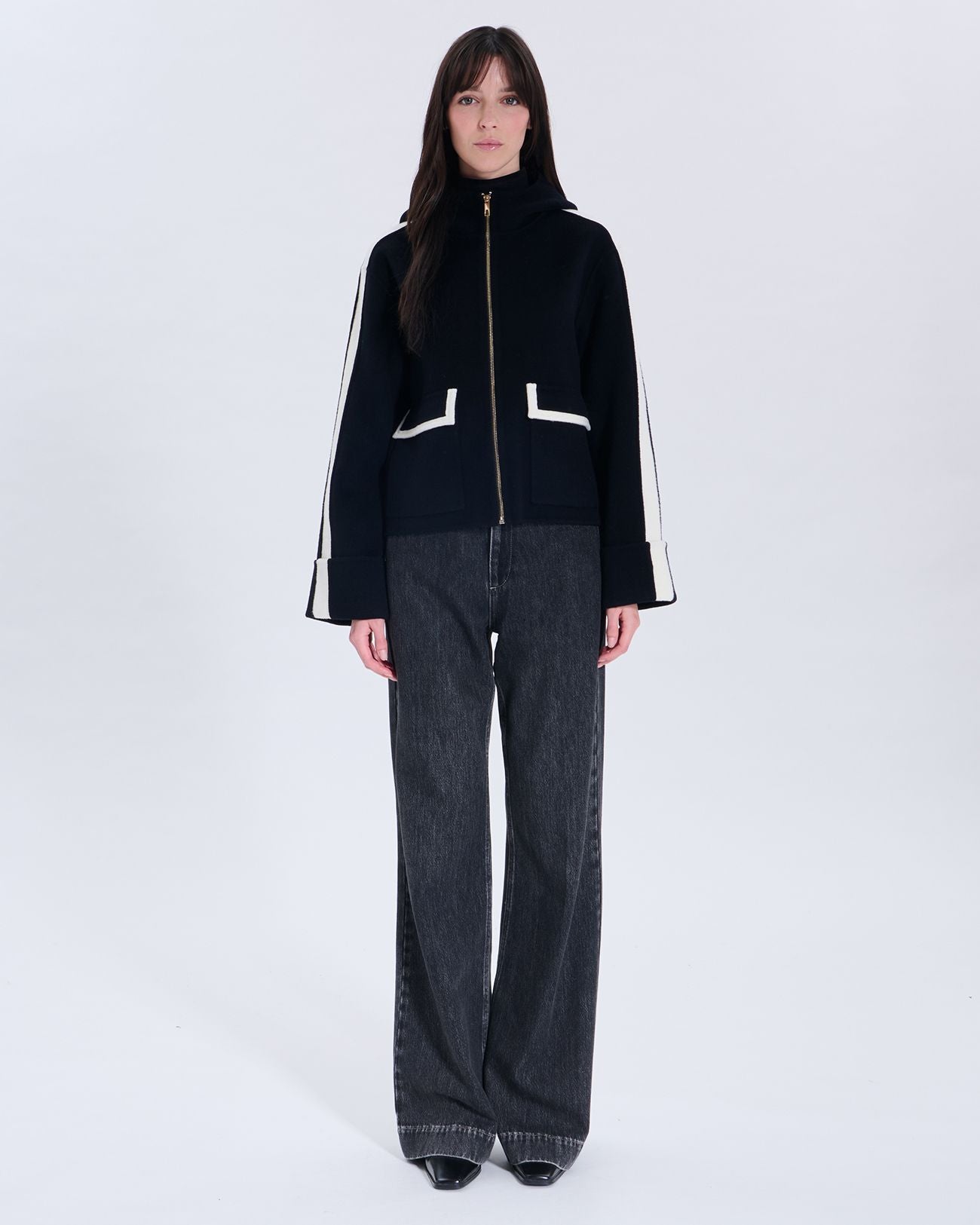 Manteau en laine bicolore nocturne contour cuir_4