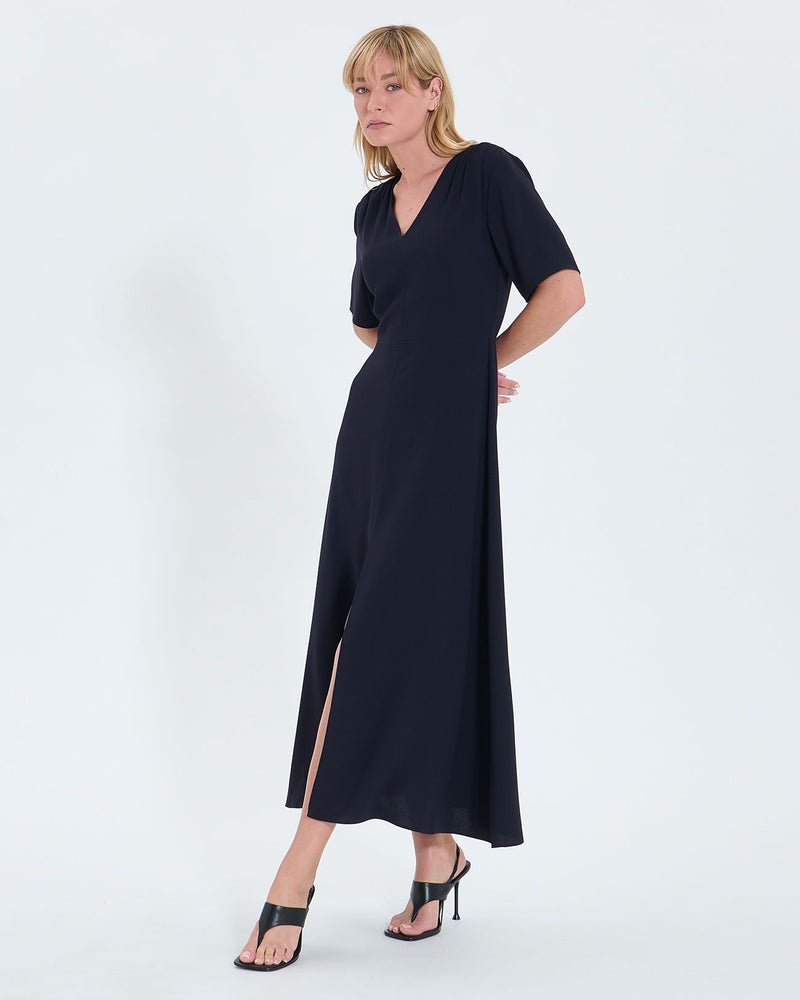 Robe évasée en crêpe nocturne_1