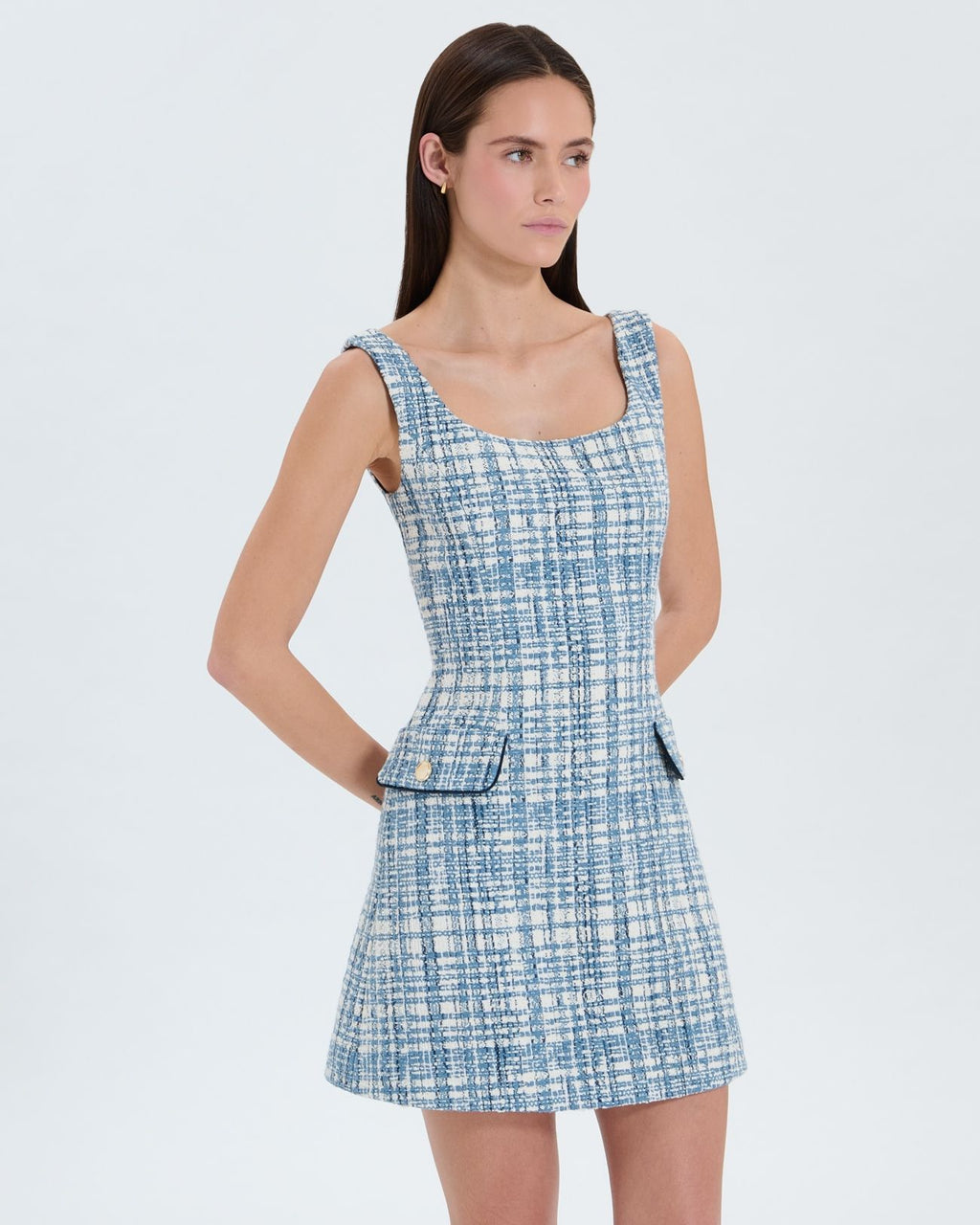 Robe courte en tweed bleue_3