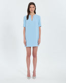 Robe droite en crêpe bleue ciel_1