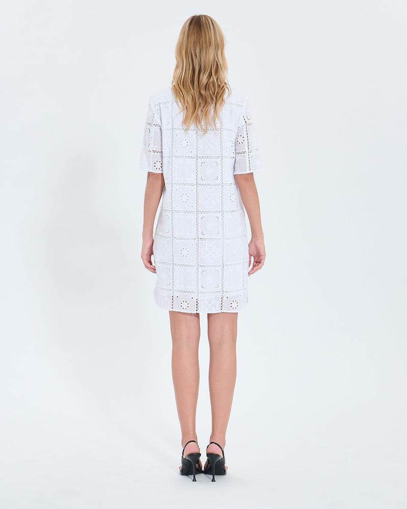Robe mi longue à broderie anglaise écrue_3