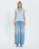 Tee-shirt col V bleu ciel_4