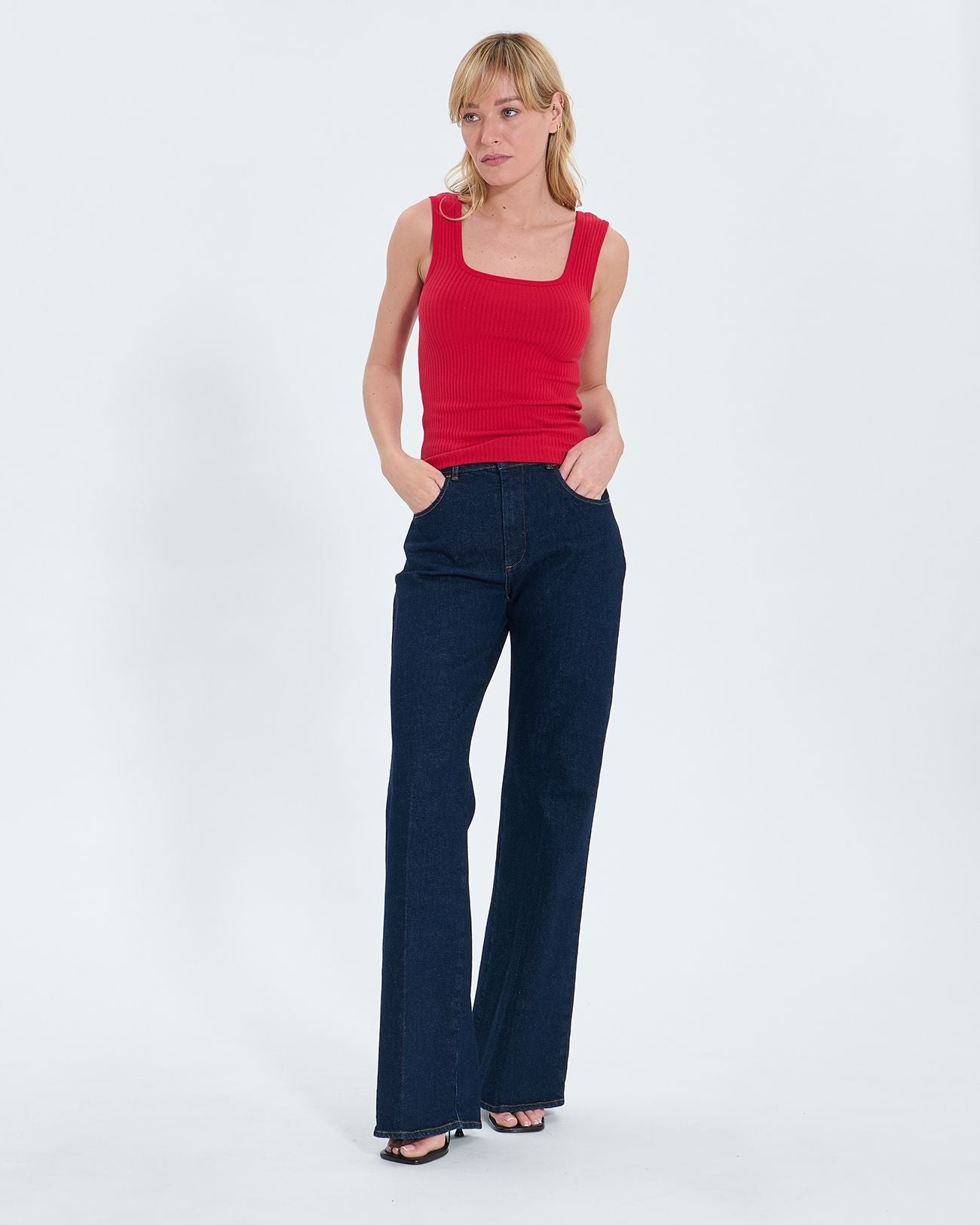 Red knit tank top_2