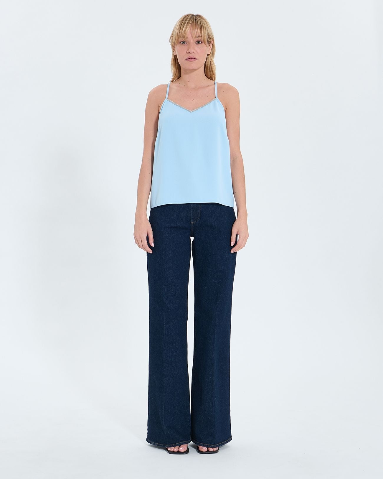 Sky blue tank top_4