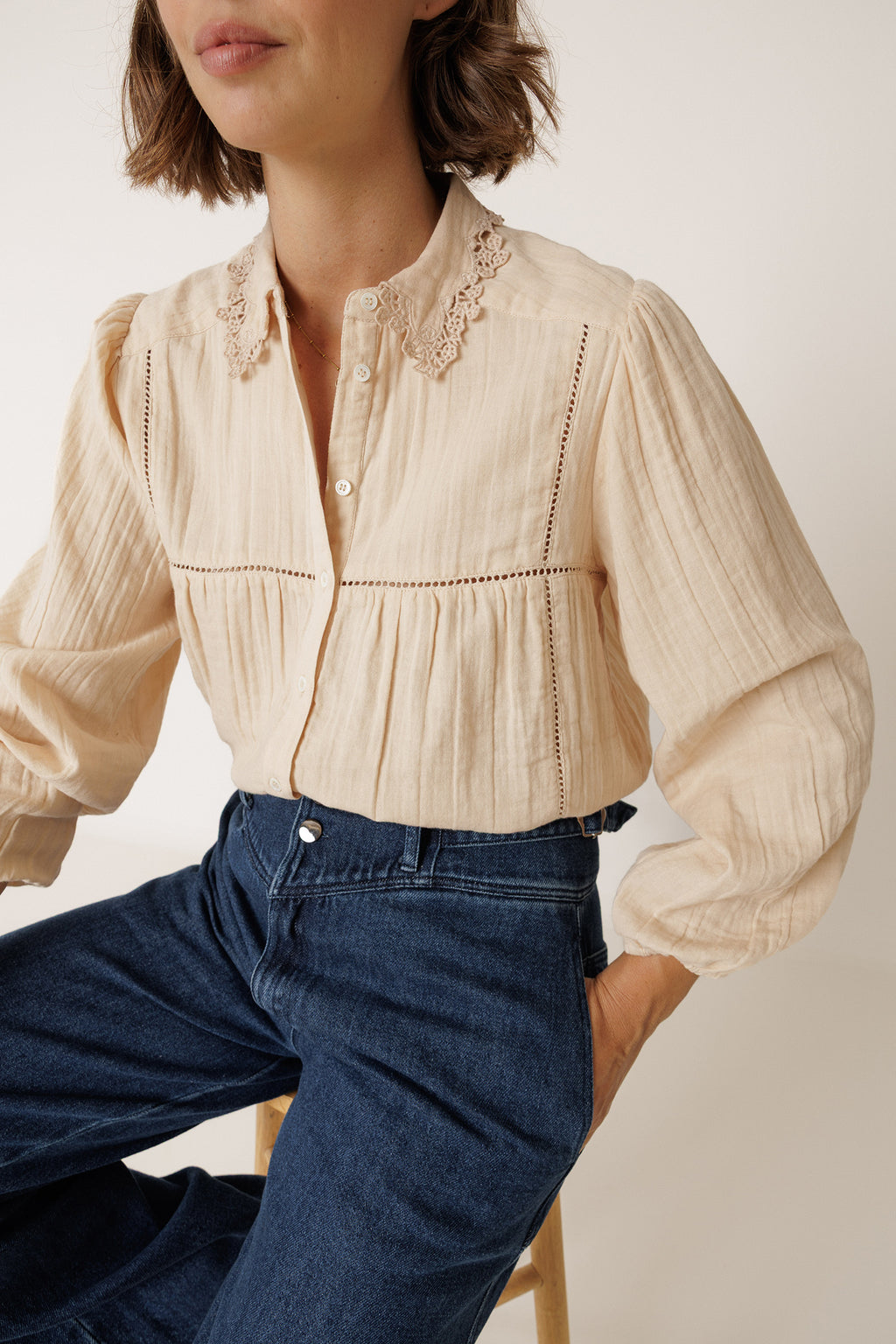 Chemise À Encolure Crochetée - Pétale