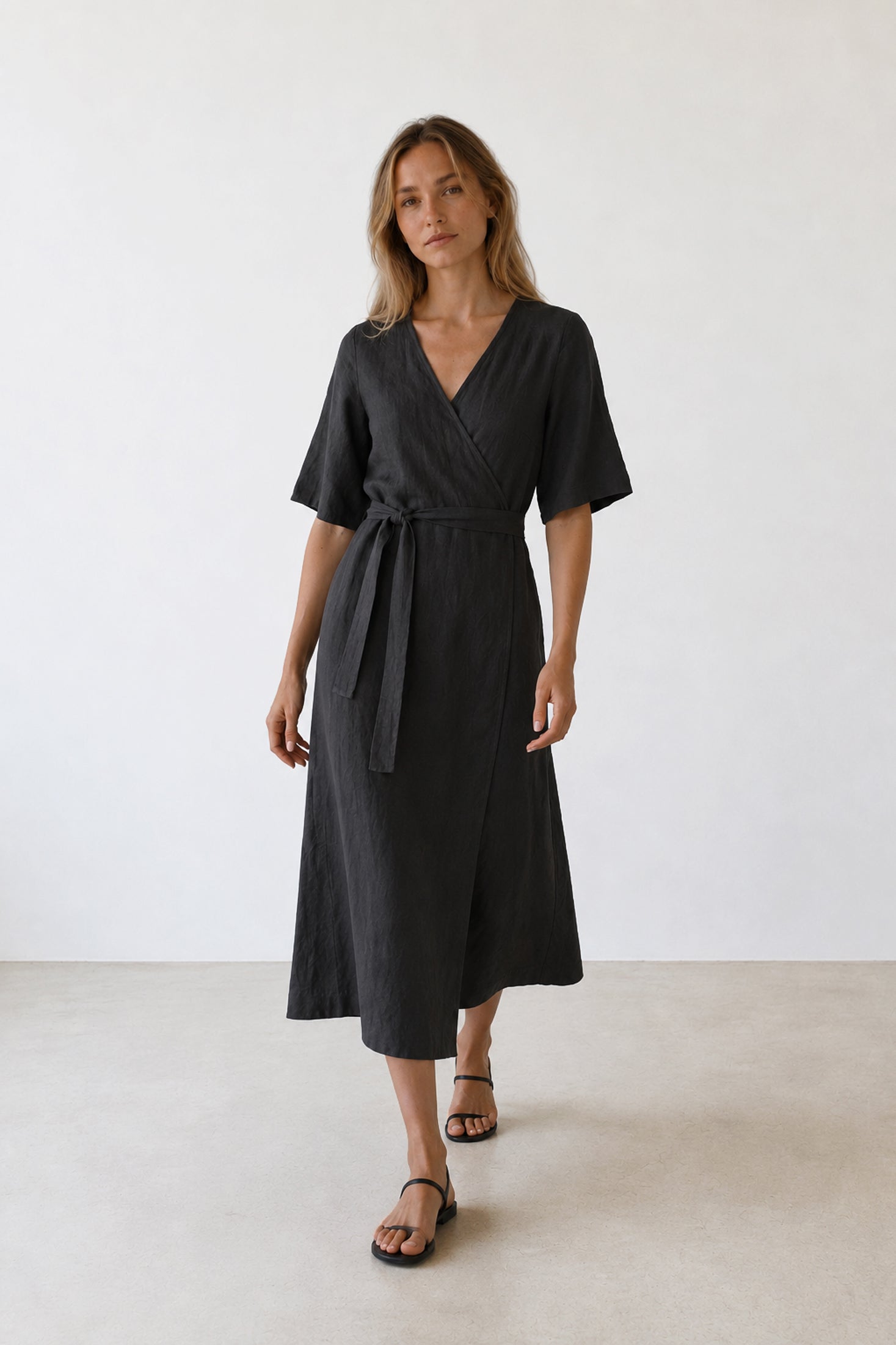 Robe Portefeuille En Lin - Charbon