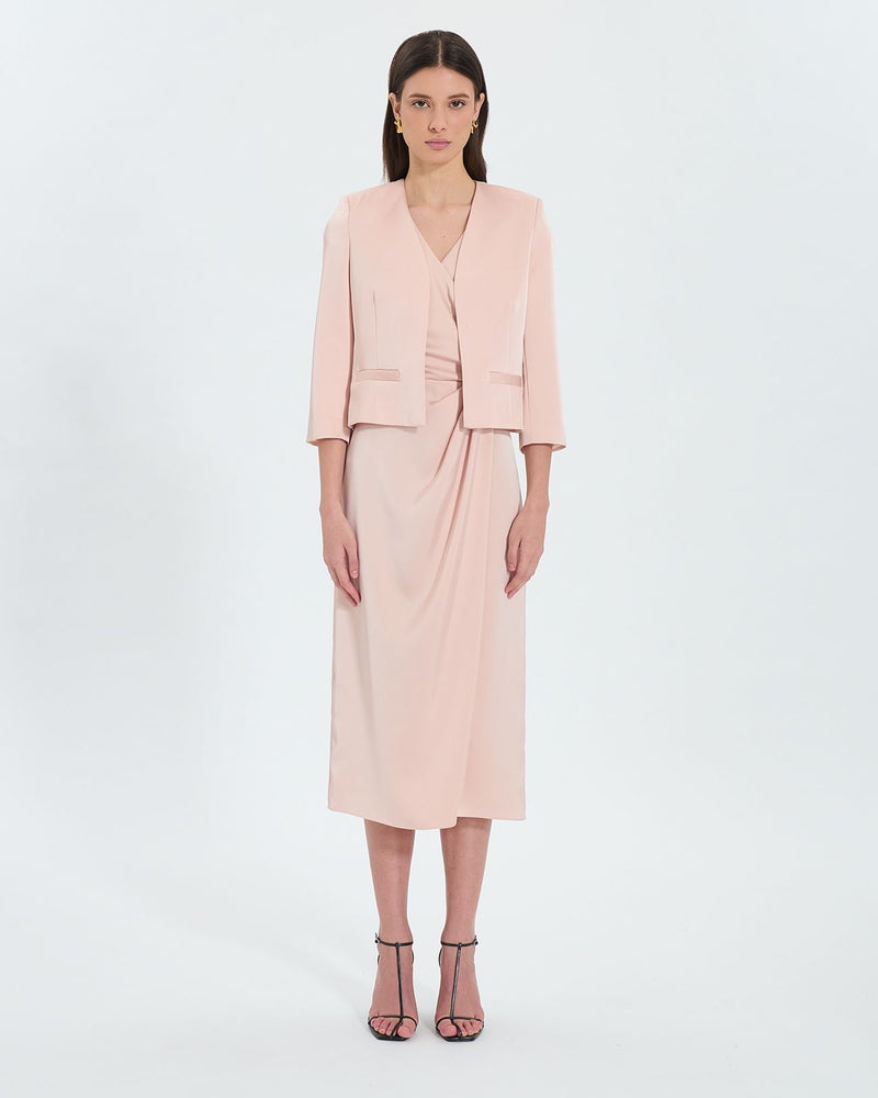 Veste courte satinée nude_2