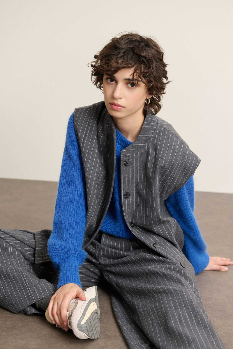 Collection automne hiver pour femme, BRESIL veste sans manches courte à rayures, coloris gris, Garance Paris. 