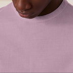 Officine Générale – T-Shirt Benny - Baie - Homme, mannequin homme portant un t-shirt uni violet, vue de face