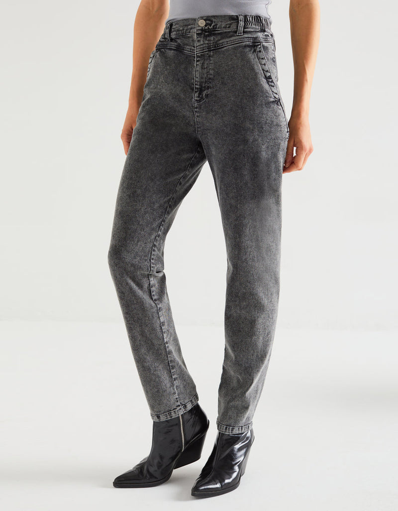 Vaqueros cónicos Warren H23 - Dnm G-636 - Mujer