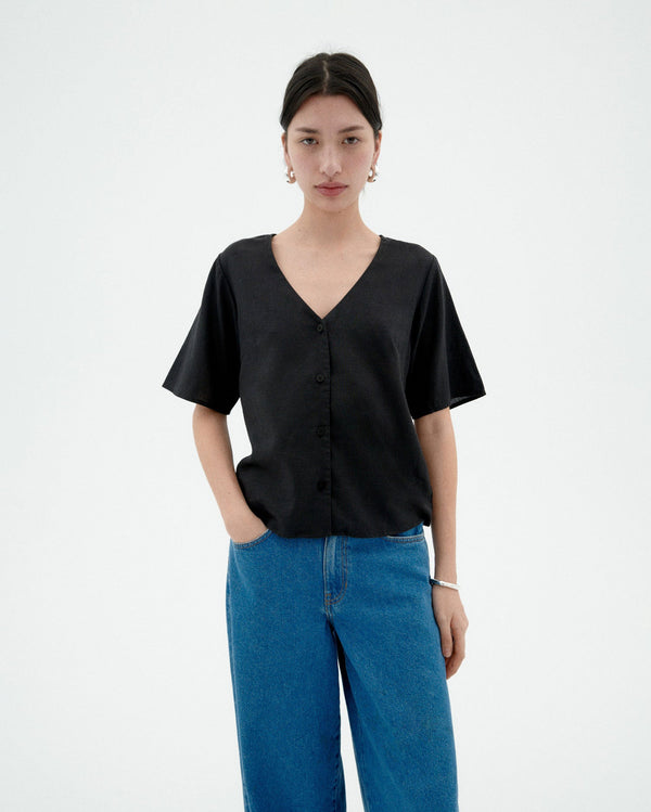 Blusa negra cáñamo Libelula sostenible-1