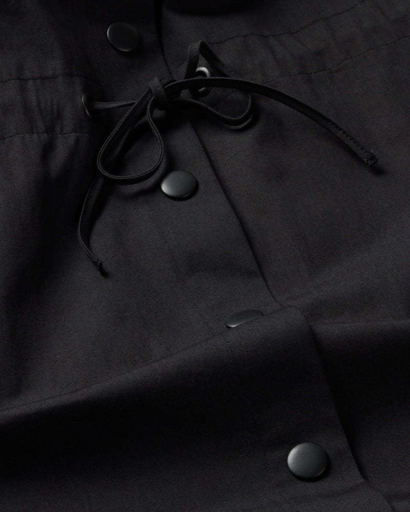 Gabardina negro Kusama sostenible - silueta 2