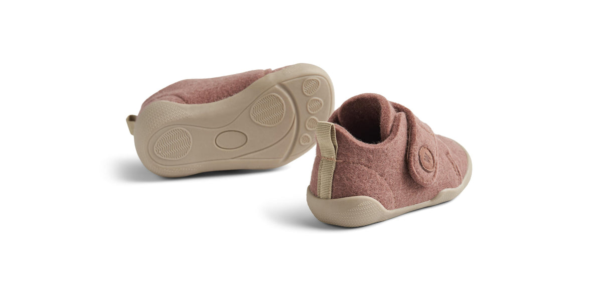 Zapatillas de estar por casa Fleecy - Rojo empolvado
