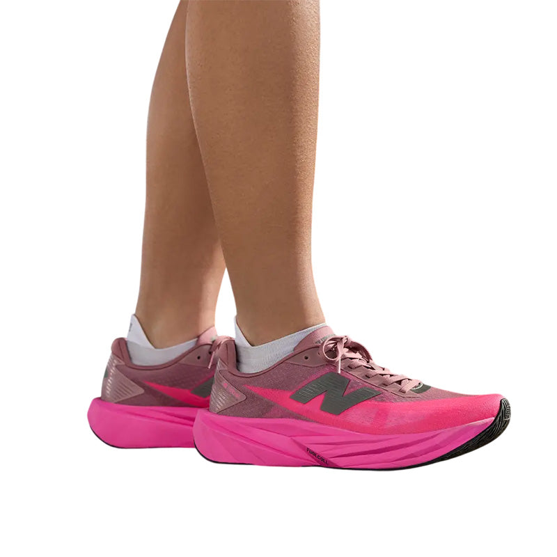 Baskets Femme New Balance FUELCELL REBEL V5