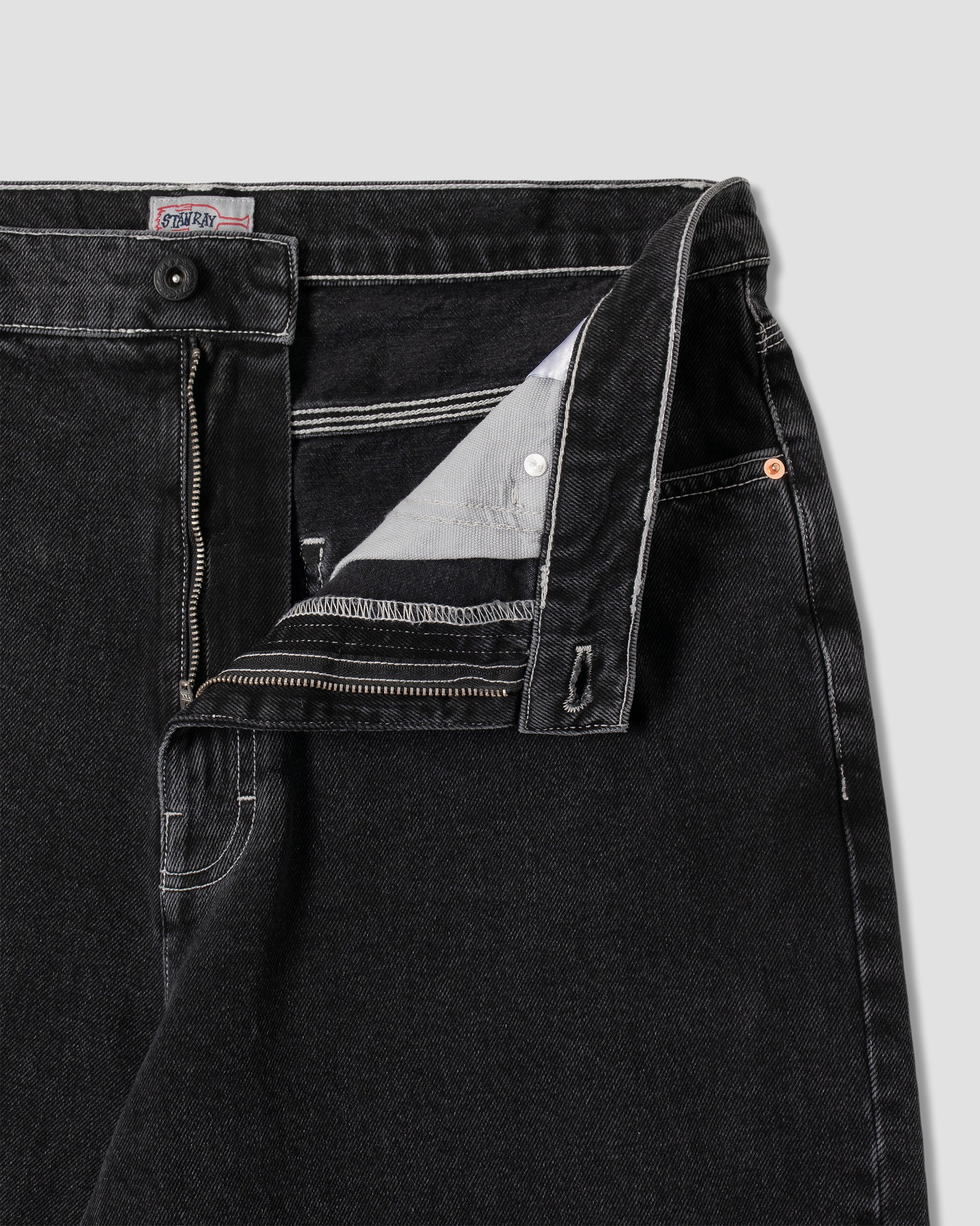 Wide 5 Short - Washed Black