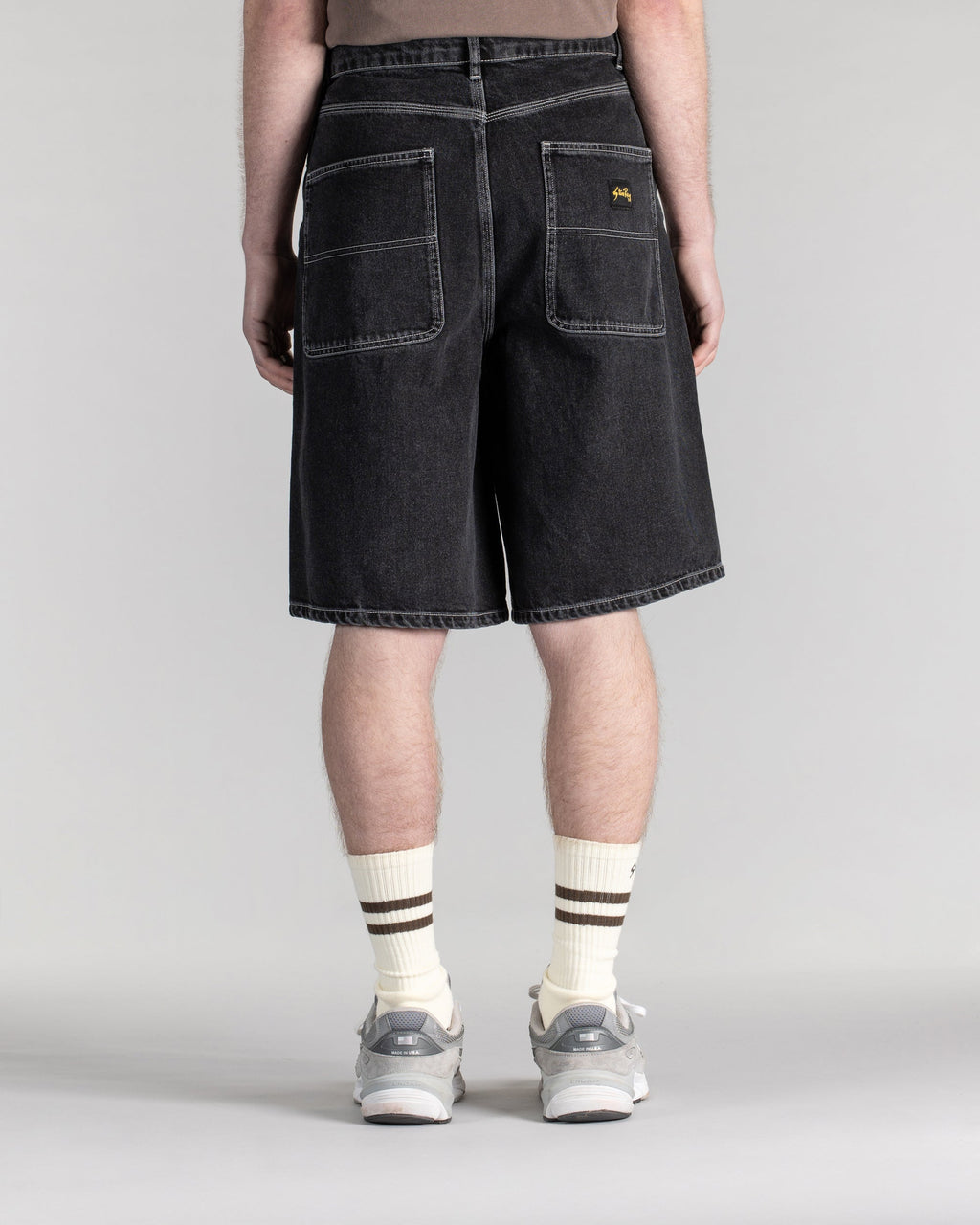 Wide 5 Short - Washed Black