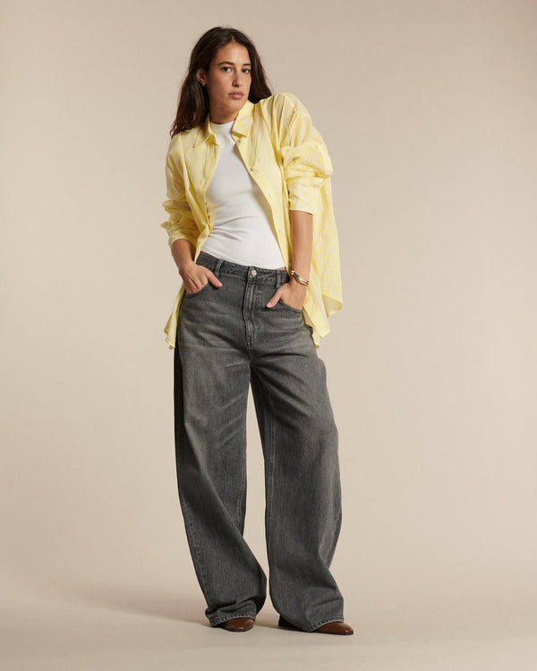 Wide-leg jeans in 100% cotton medium gray denim with a relaxed boyfriend fit, ideal for women, comfortable and suitable for all body shapes.