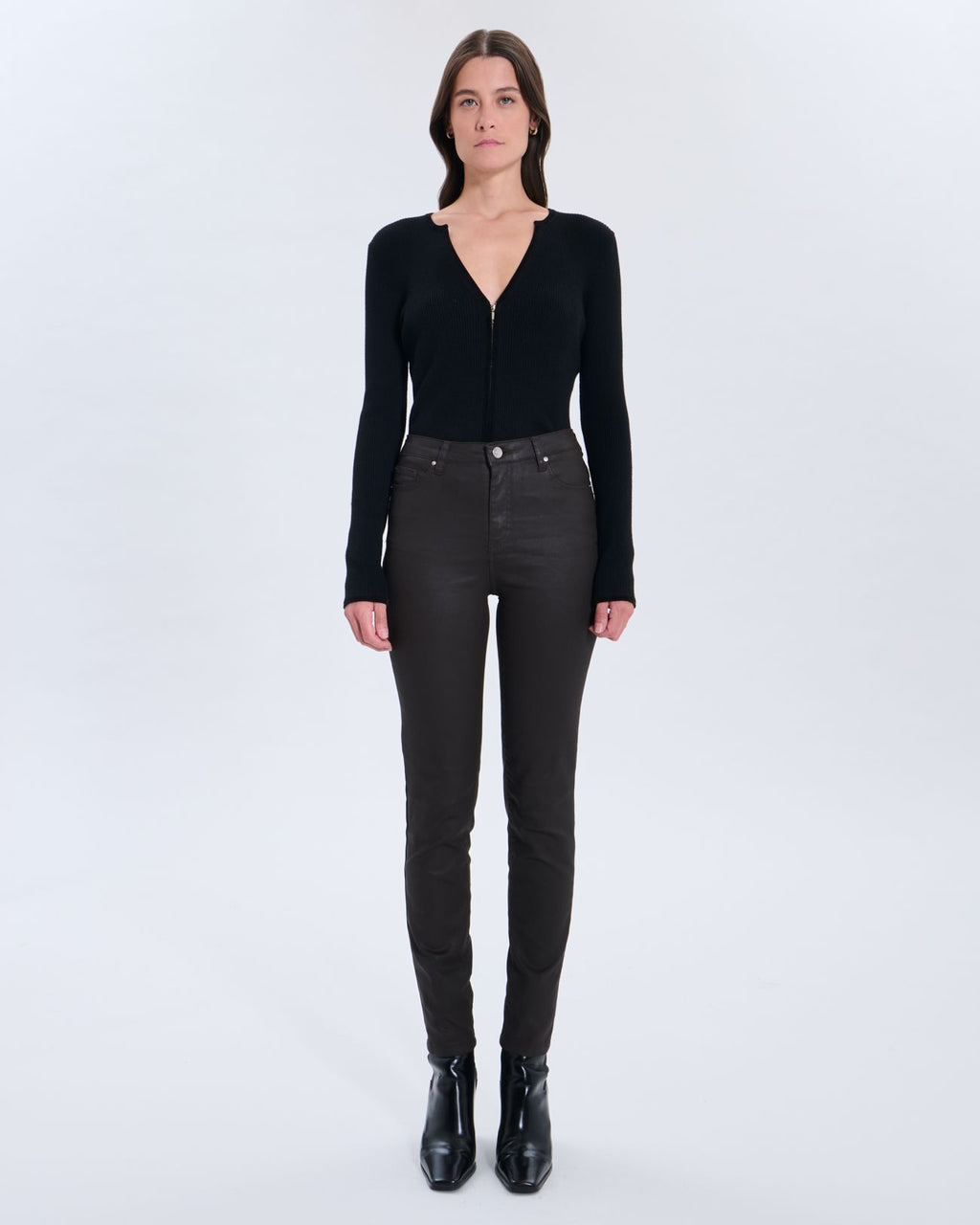 Jeans ajustados color chocolate_4