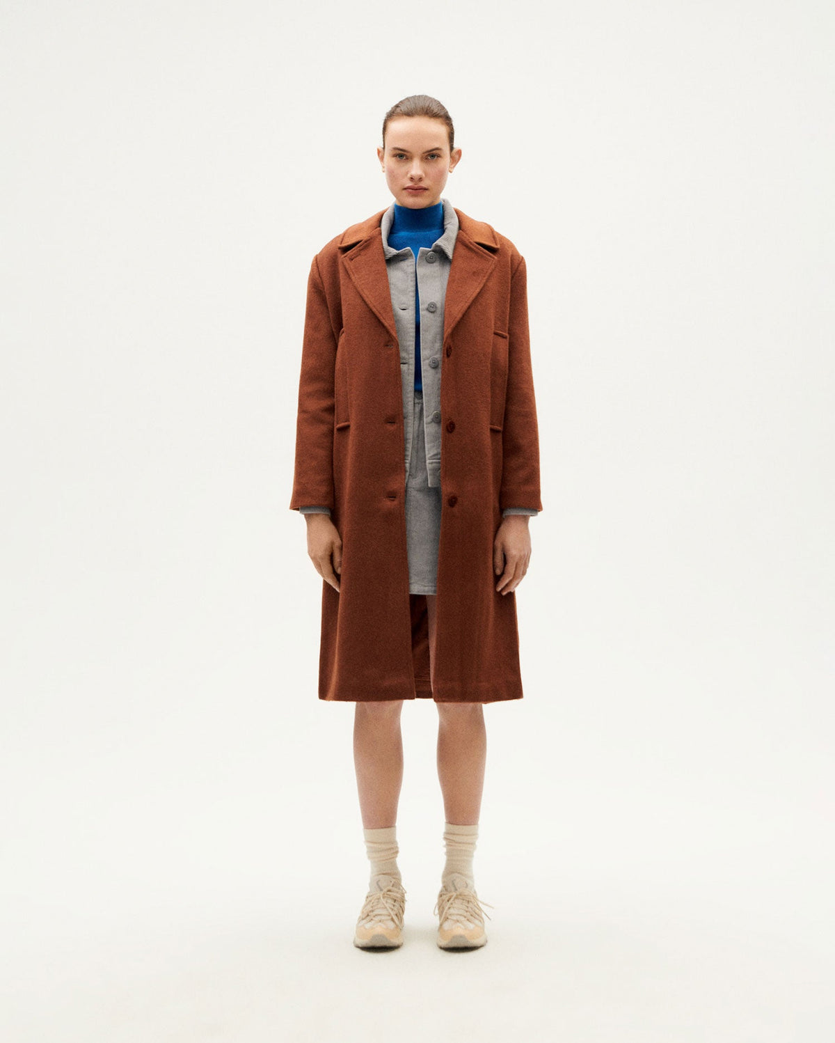 Cappotto marrone in lana Rita sostenibile-1
