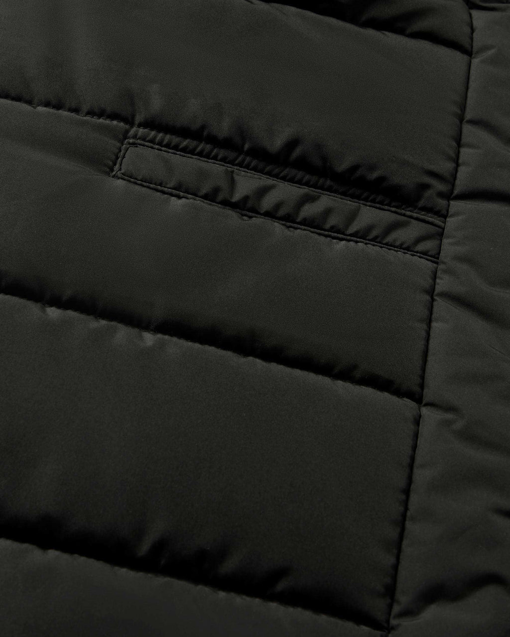 Chaqueta negra Lila sostenible-8