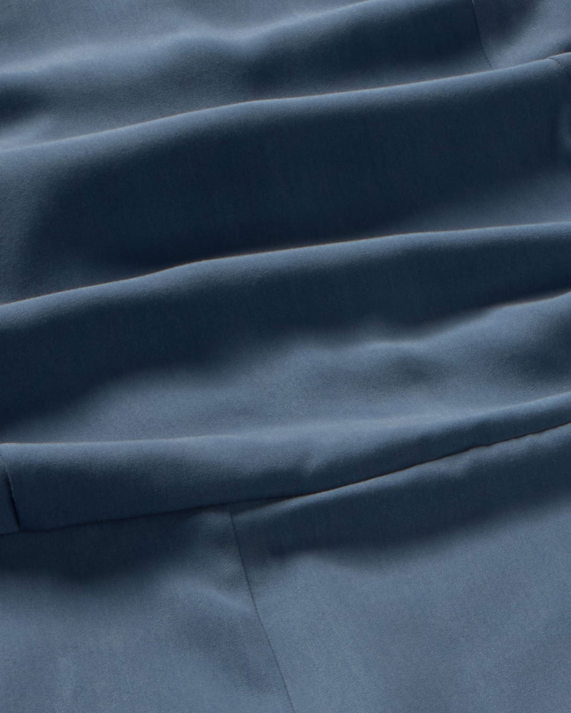 Mono relaxed azul Helga sostenible silueta - 2