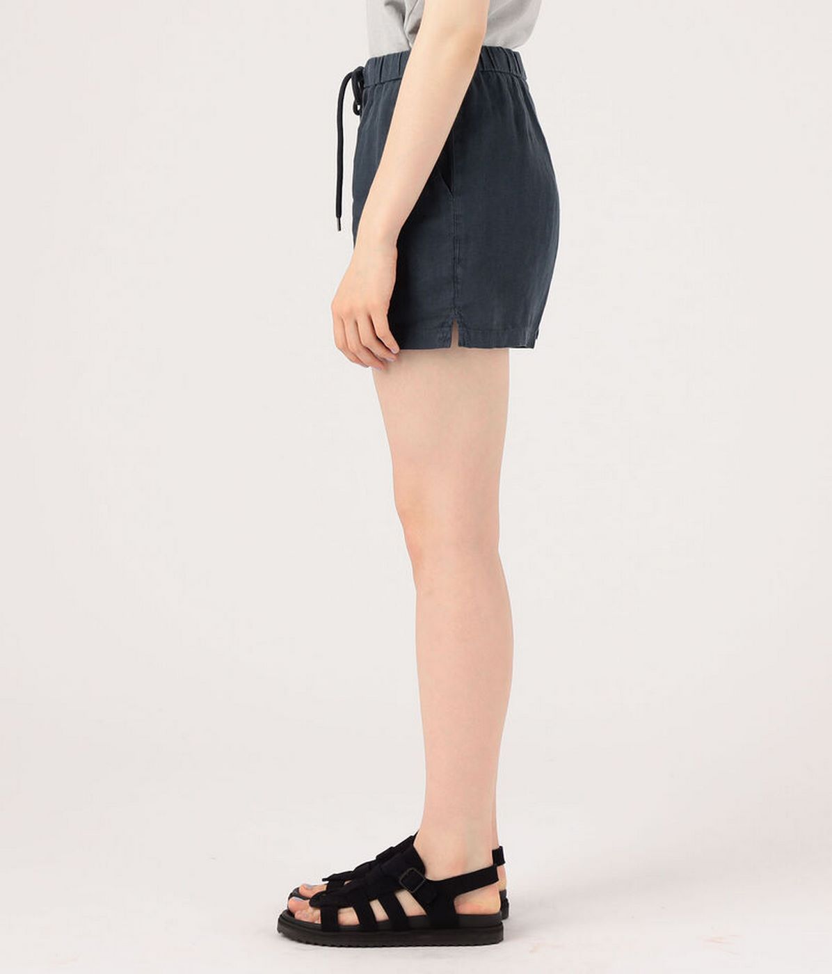 Gmt Lightly Tinted White Short - Pigment Magma - Women