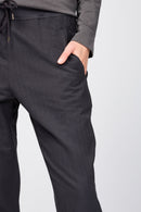 Pantalón chino de corte relajado en espiga - Magma Pigment - Mujer