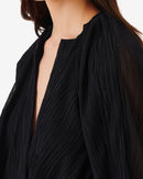 Robe Courte Col V À Volants Alvina - Black