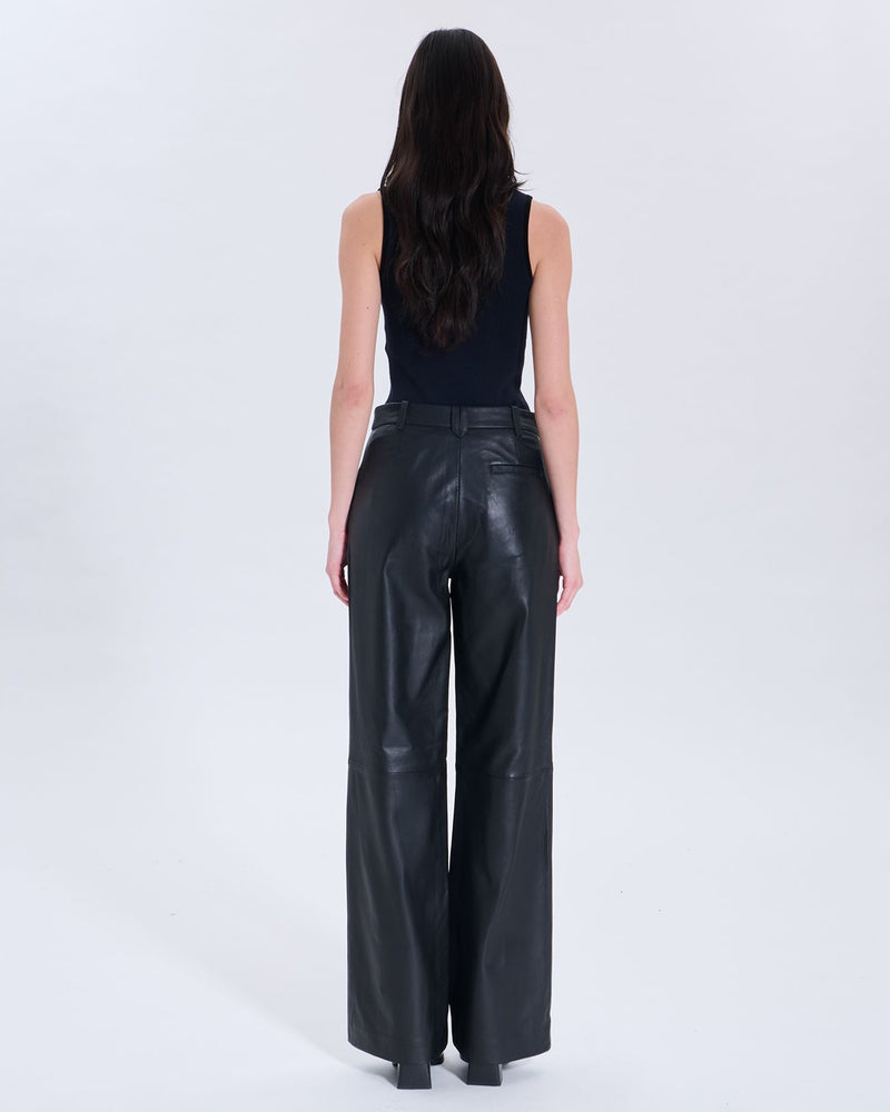 Pantalon Priscille noir en cuir_3