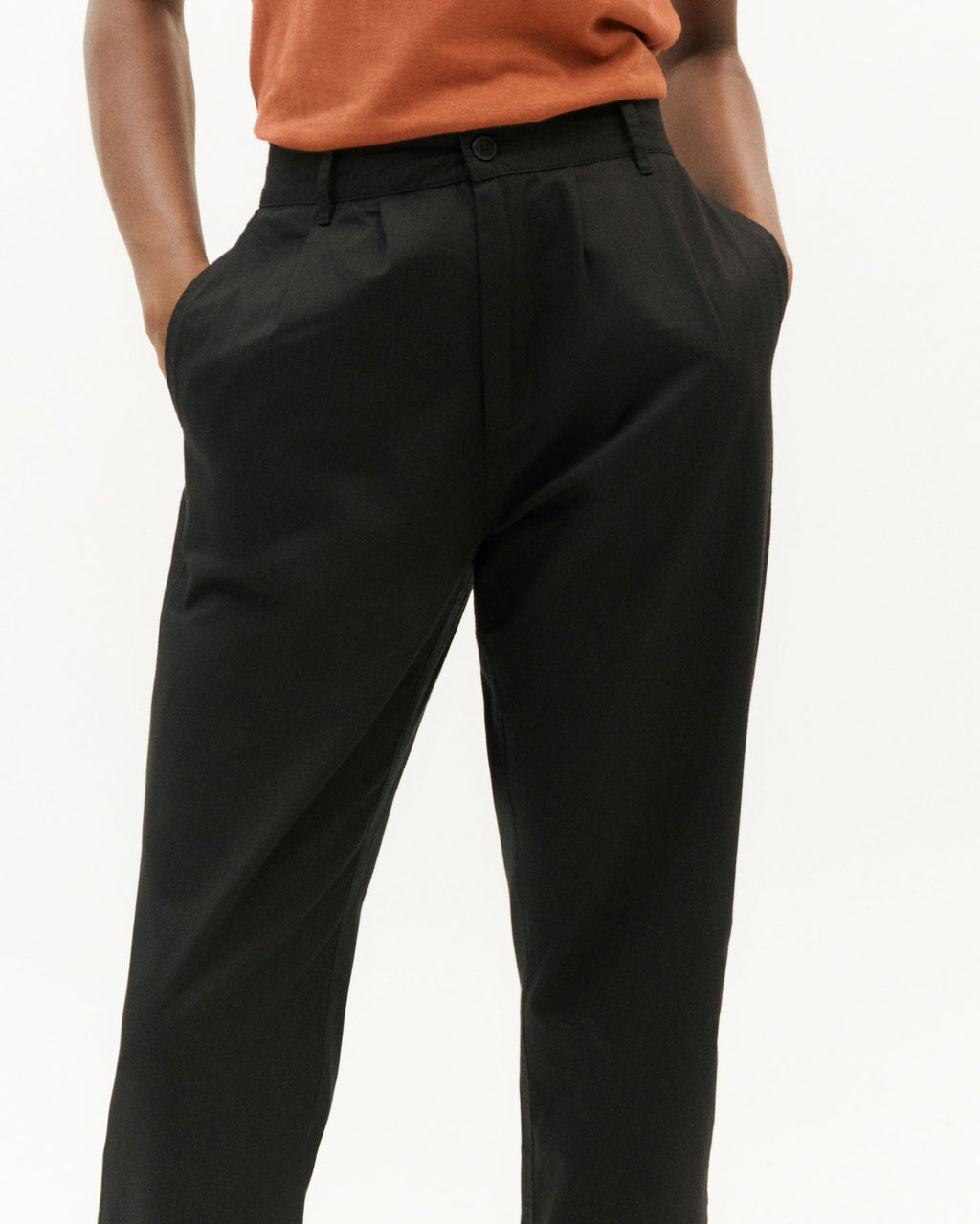 Rina Lightweight Carrot Pants