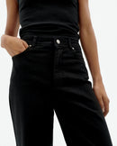 Pantalón negro Theresa sostenible-4