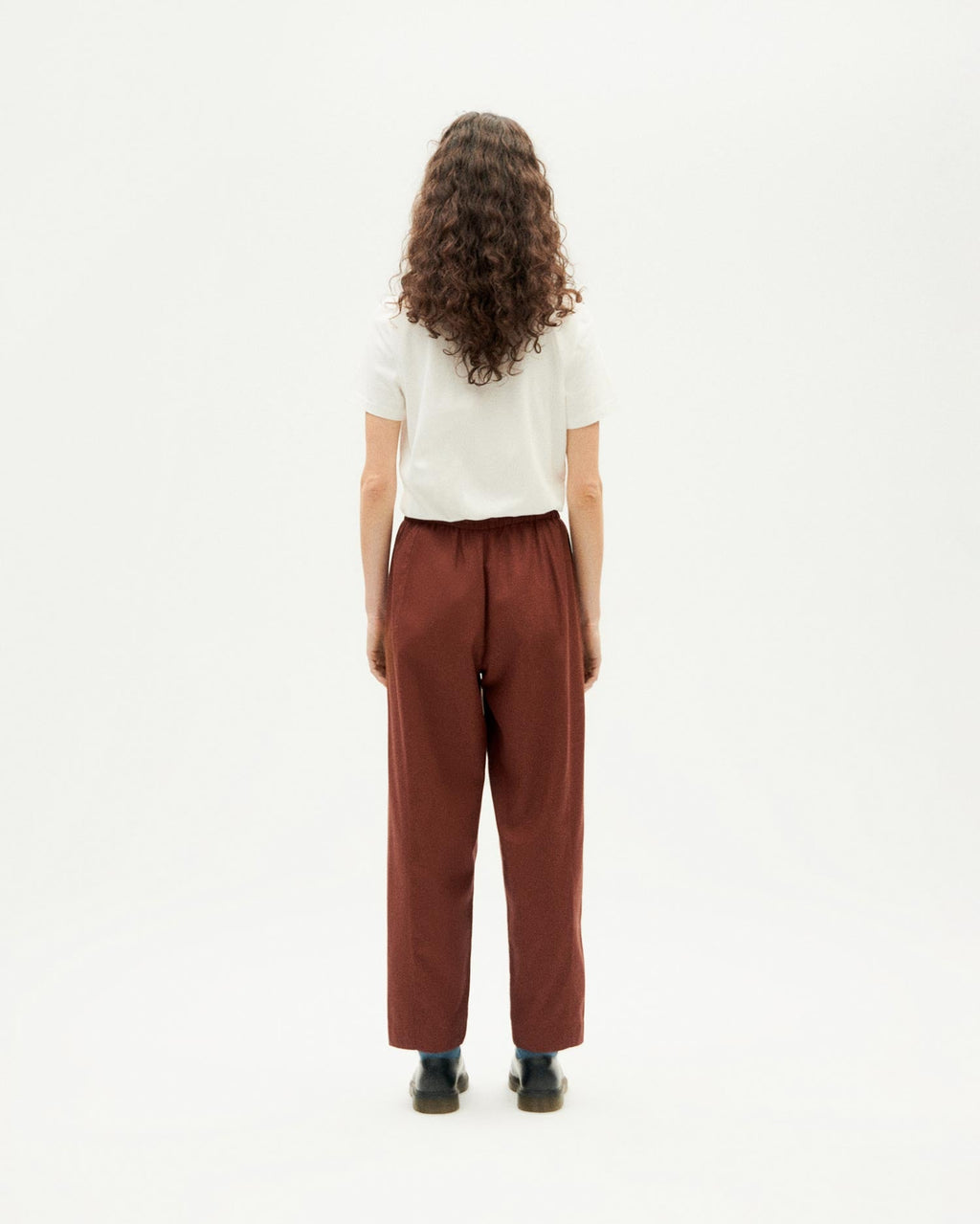 Esther sustainable brown trousers - 5