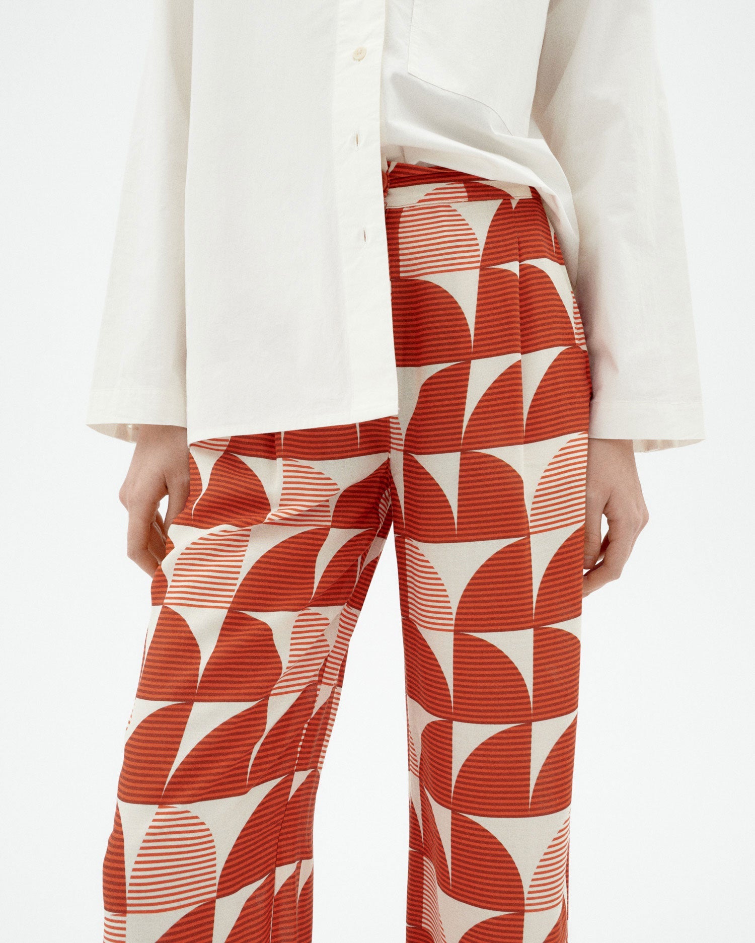 Trousers red shrubbery Manolita sostenible-3