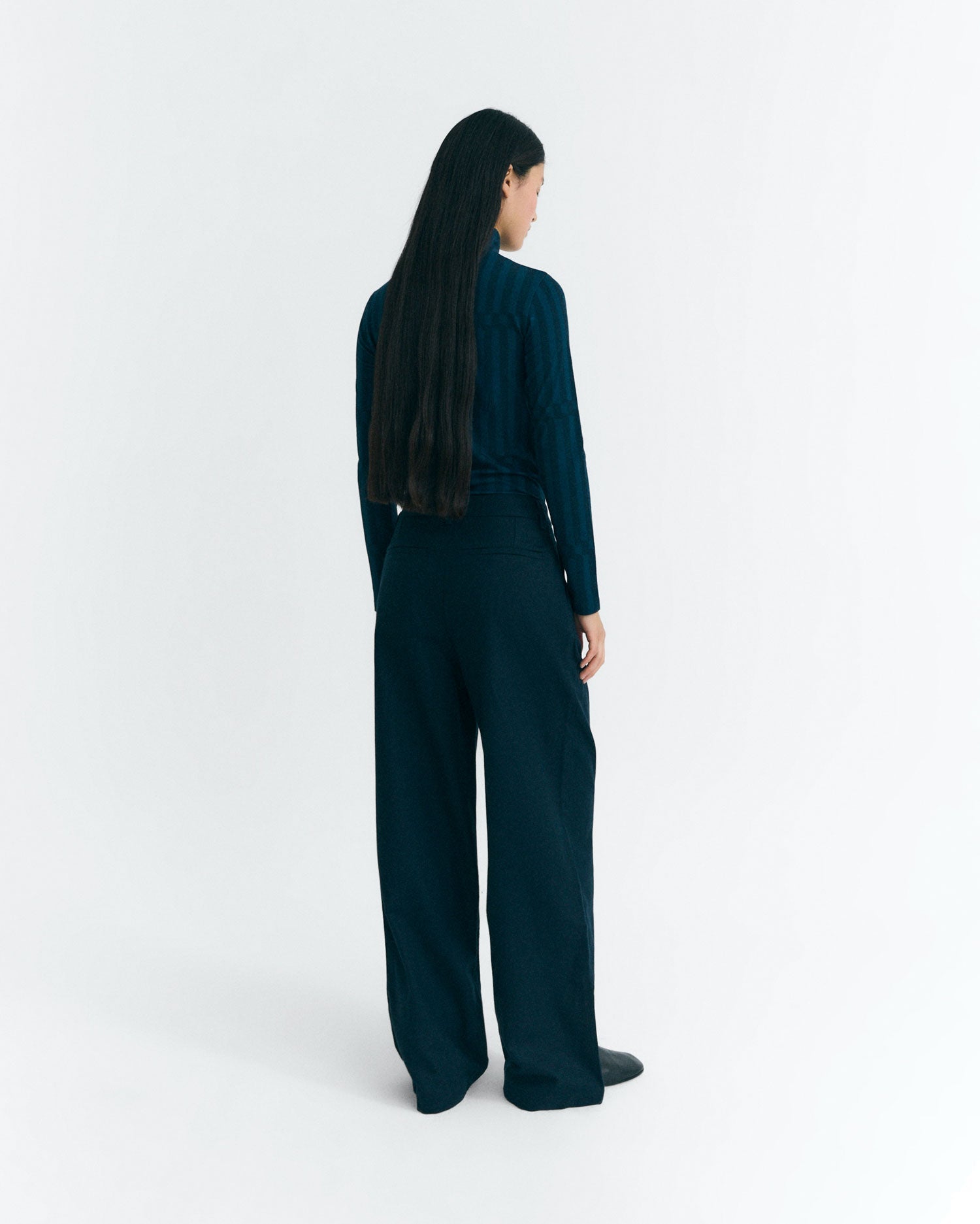 Pantalón wide leg tiro bajo navy Pat sostenible - 4