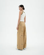 Pantalón beige sol chain Hedda sostenible-4