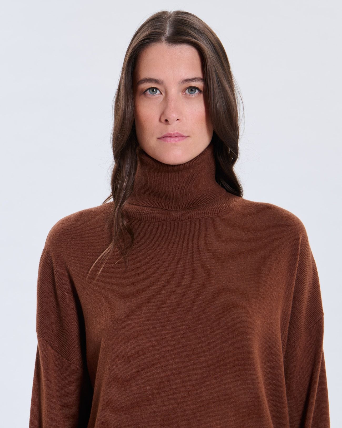 Prunao tobacco sweater_2