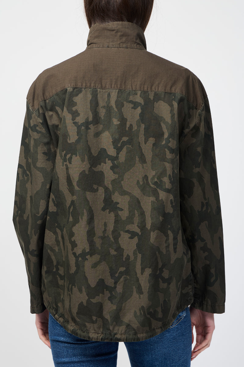 Camouflage Jacket With Funnel Neck And Zip Fastening - Hunter Pigment - Women