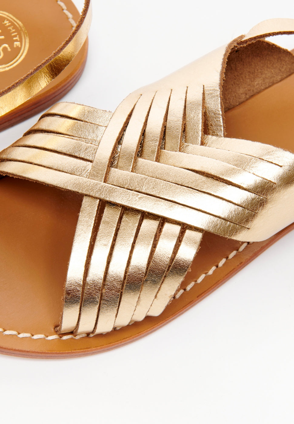 White Sun - Sandalias Wintera - Dark Gold Buff - Dark Gold