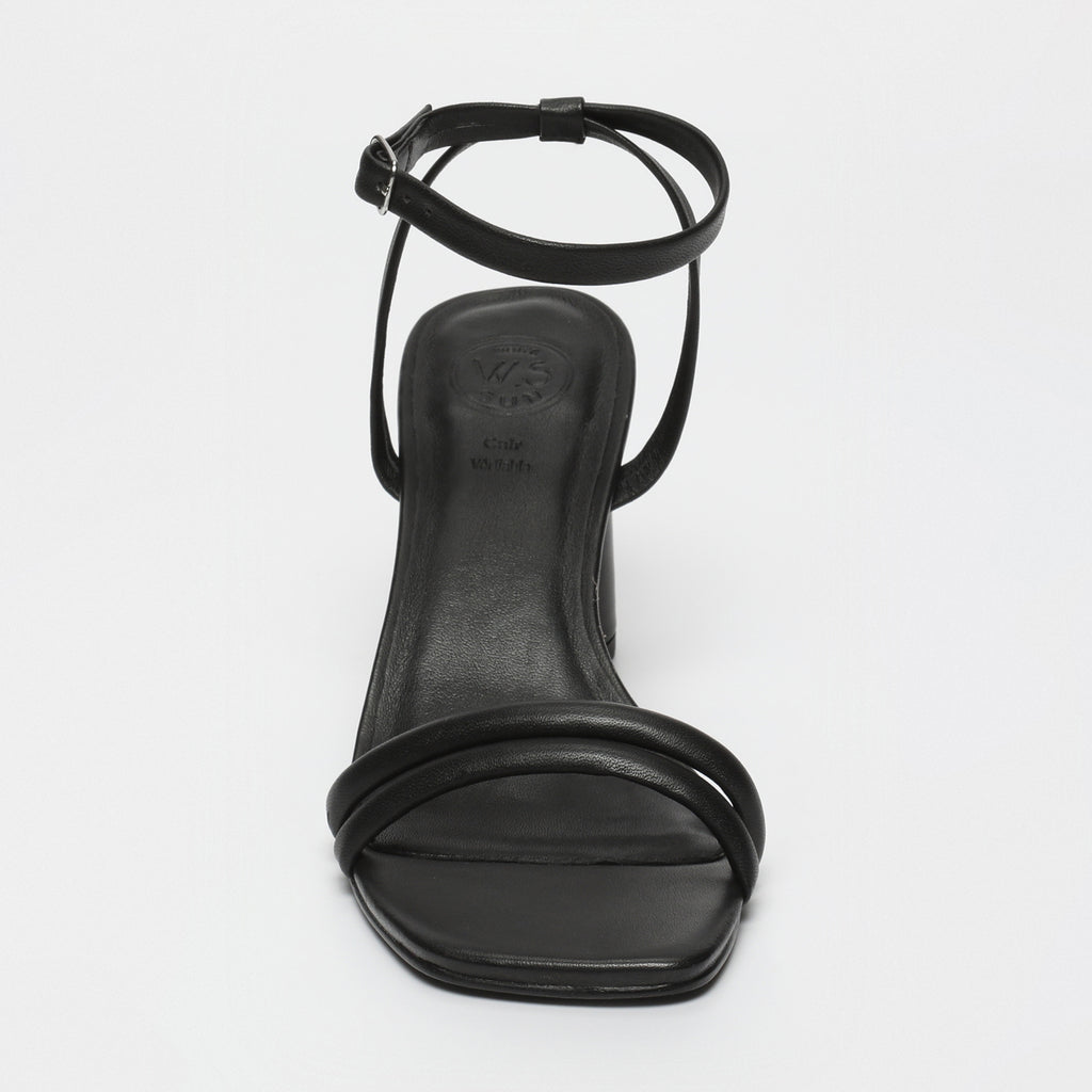 Daachayani Sandals - Black