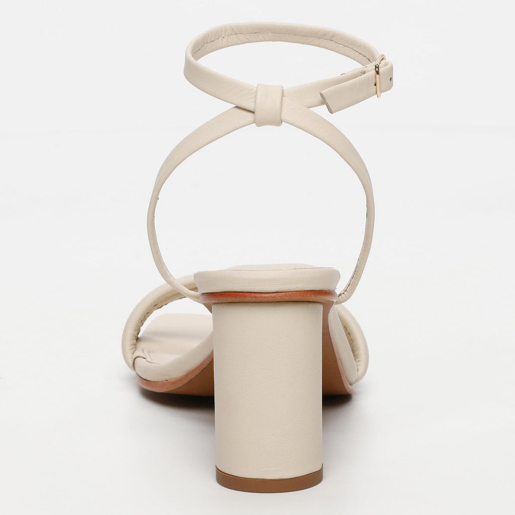 Daachayani Sandals - Ivory
