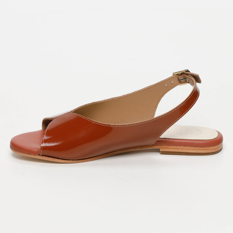 Sol Blanco - Sandalias Charly - Charol Camel Buff - Charol Camel