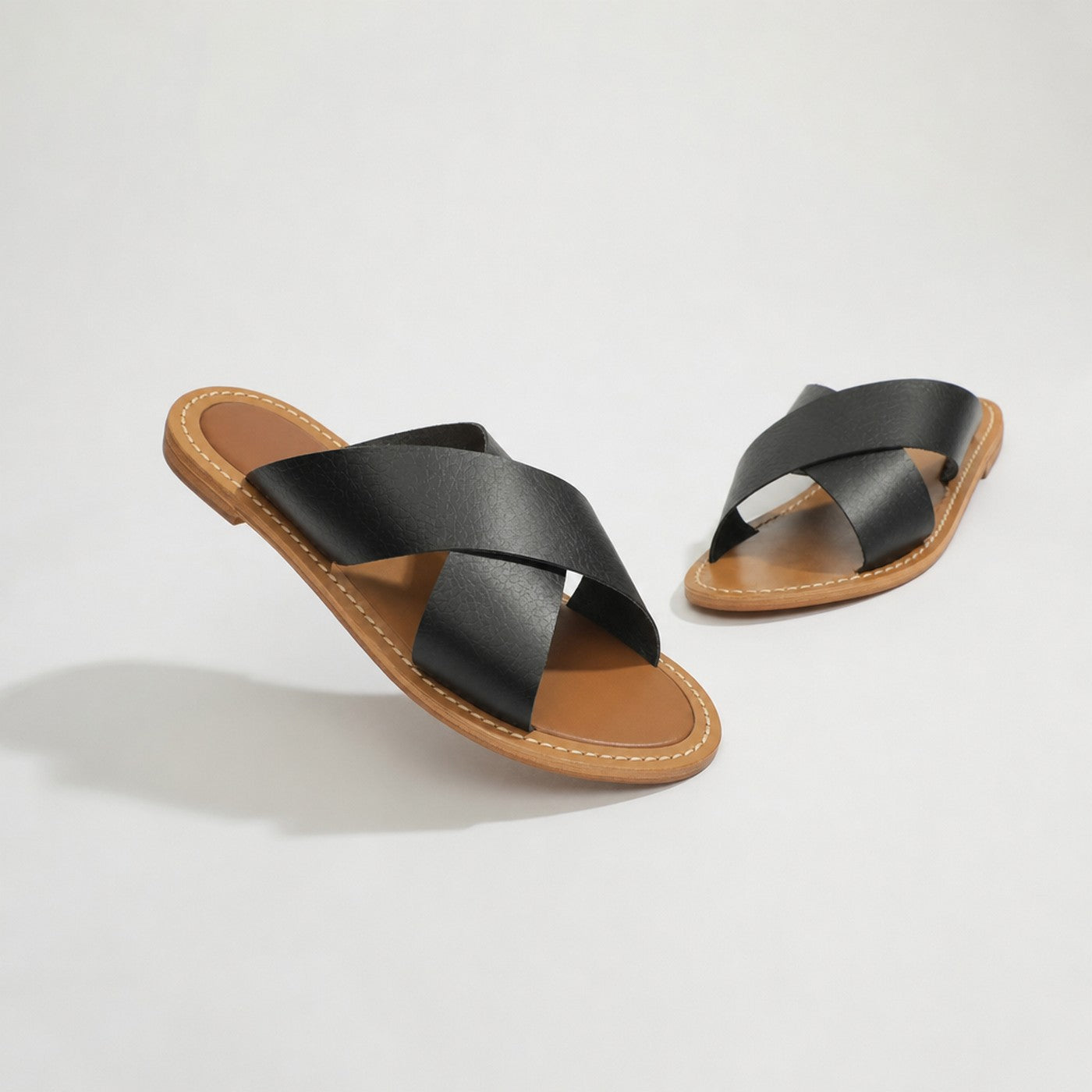 Urixia Sandals - Black