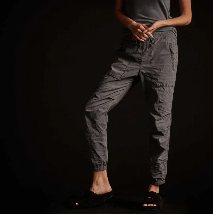 Pantalones utilitarios con bolsillo con cremallera - North Pigment - Mujer