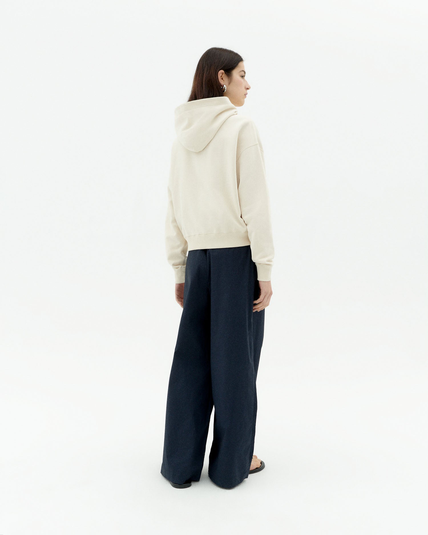 Sudadera capucha blanca sol type Valeria sostenible-4