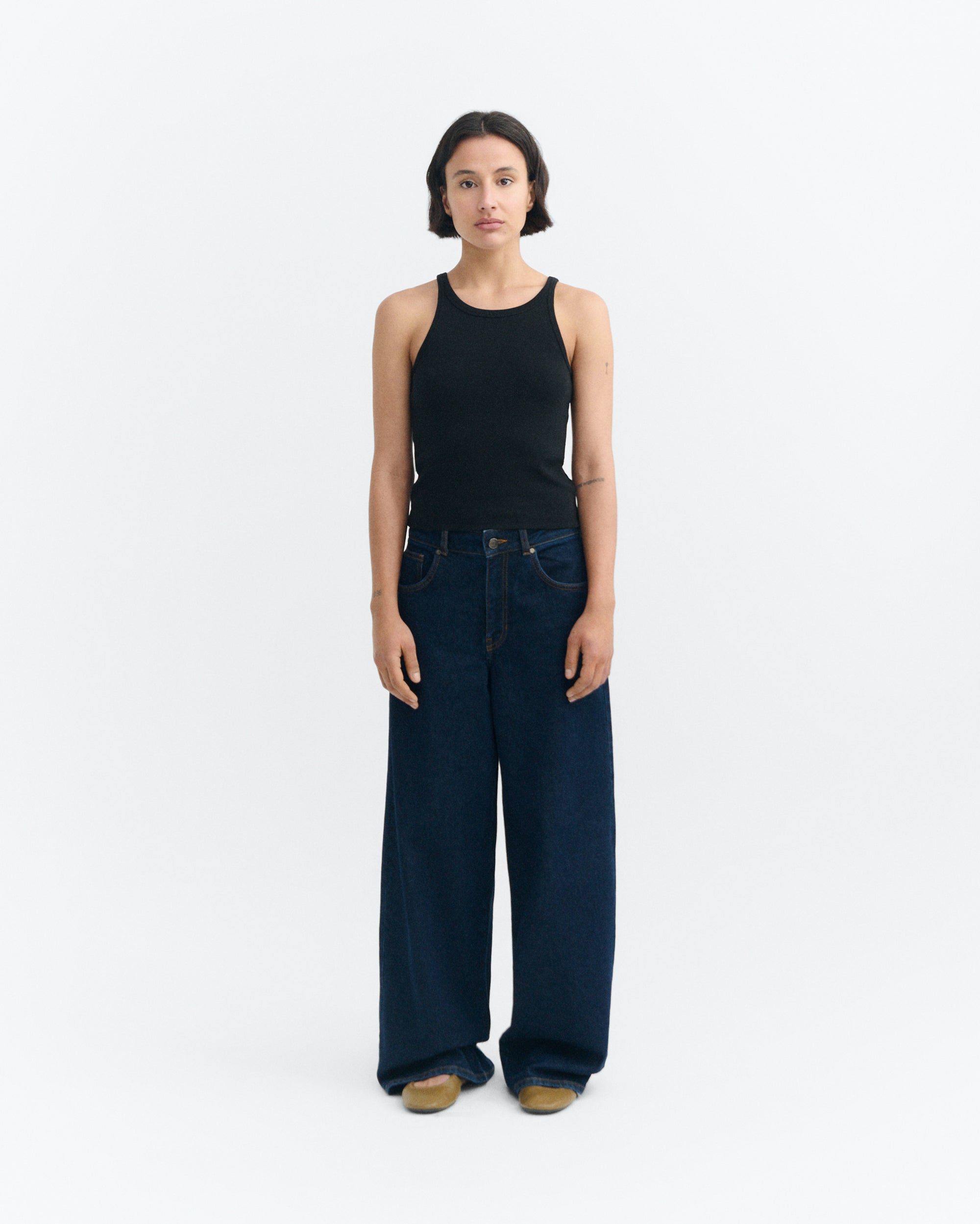 Top halter negro Harriet sostenible - 1