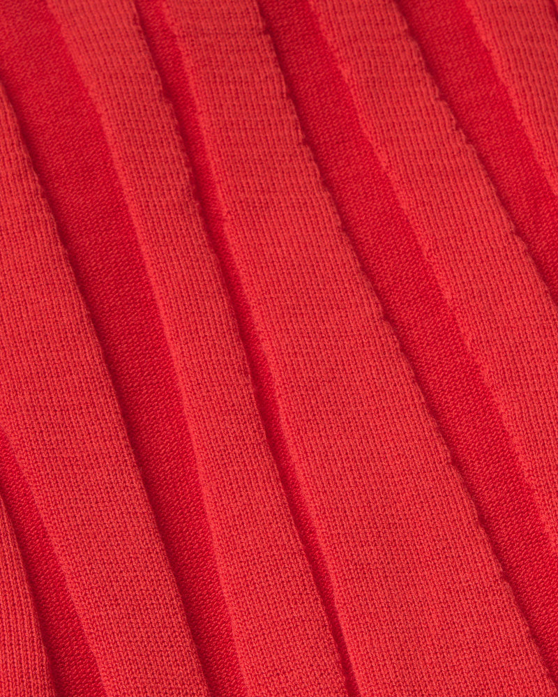 Top rojo Nadine sostenible - silueta 4