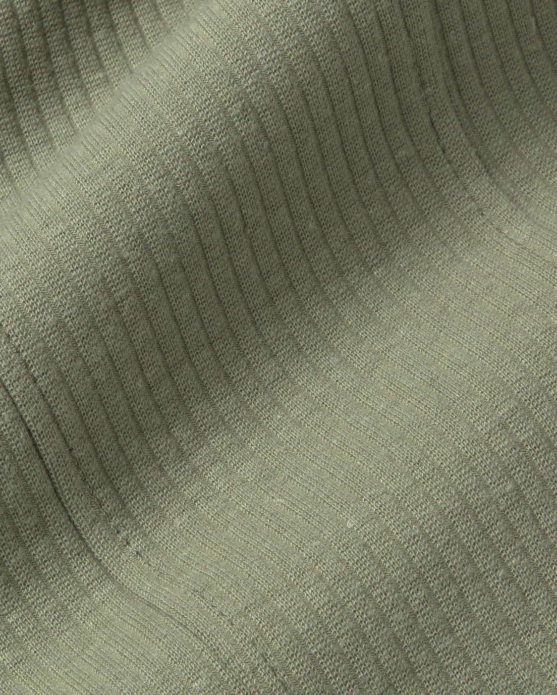 Top verde hemp Nadia sostenible silueta - 3